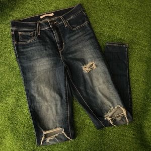 High rise Levi’s skinny jeans